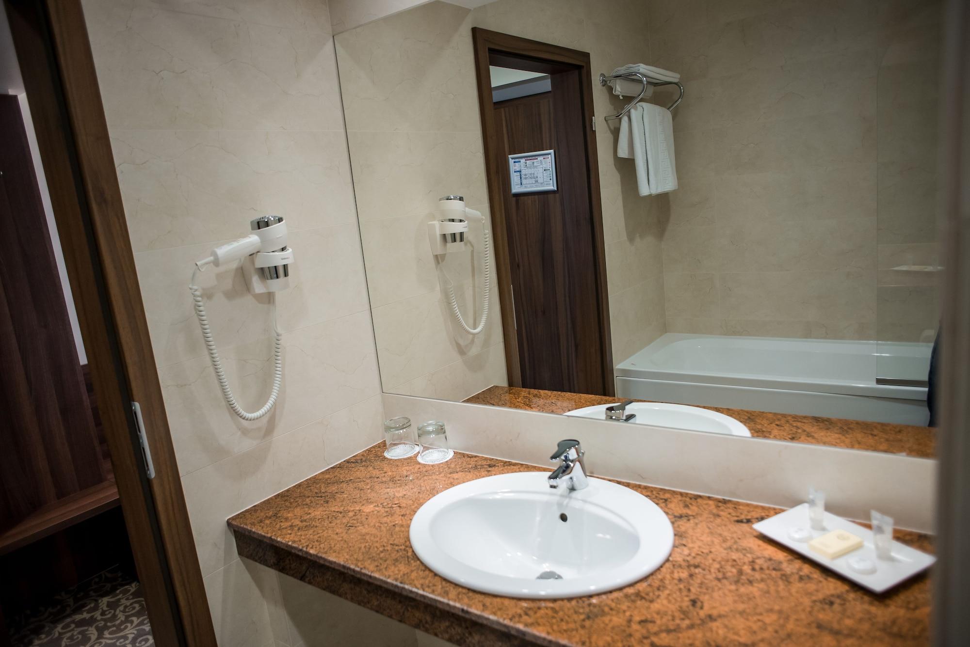 Hotel Arnia Ясси Екстер'єр фото