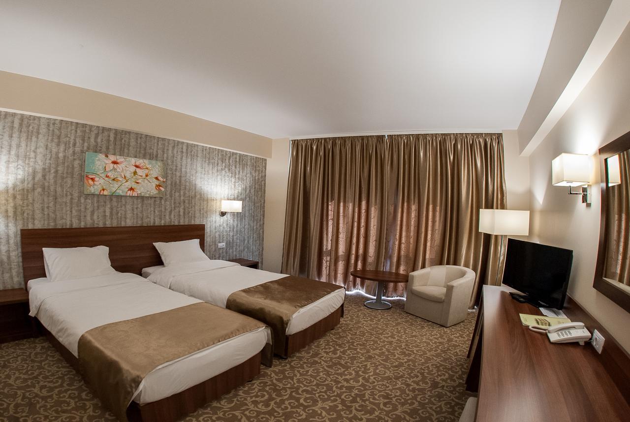 Hotel Arnia Ясси Екстер'єр фото